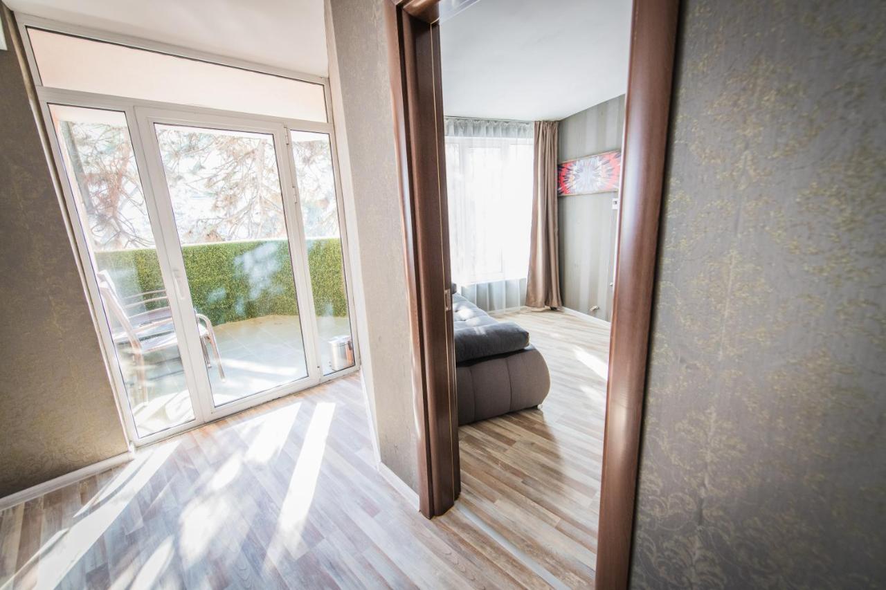 Vida Family Hotel ヴィディン エクステリア 写真