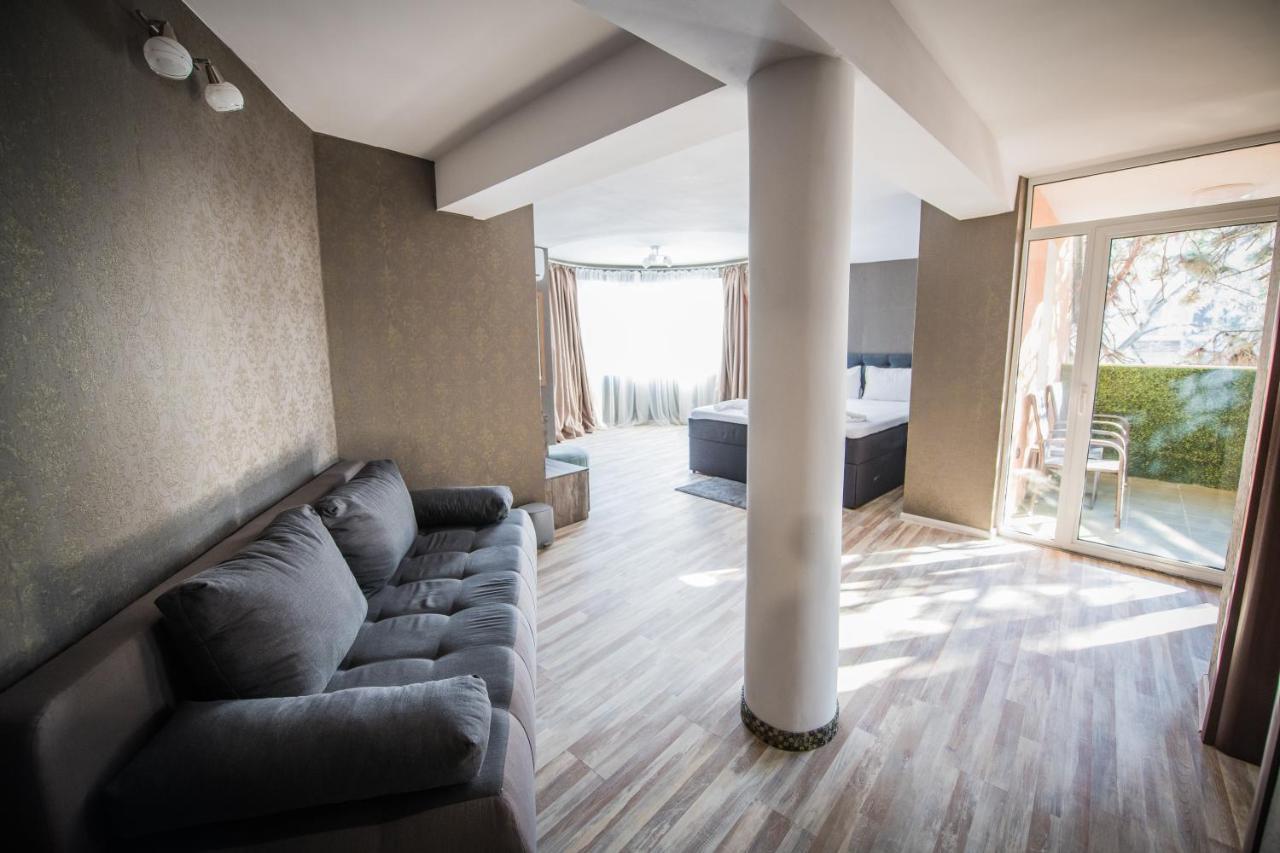 Vida Family Hotel ヴィディン エクステリア 写真