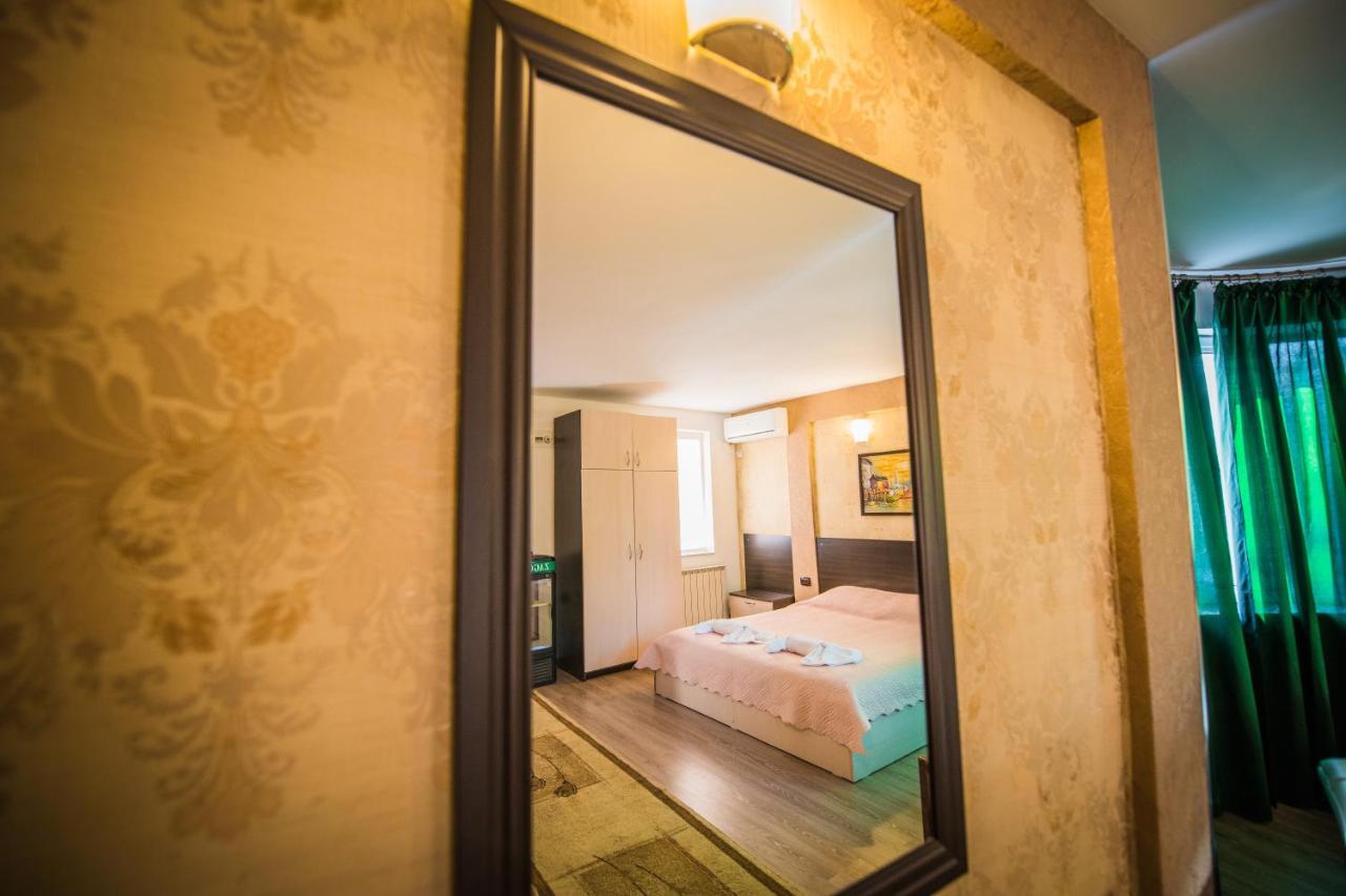 Vida Family Hotel ヴィディン エクステリア 写真
