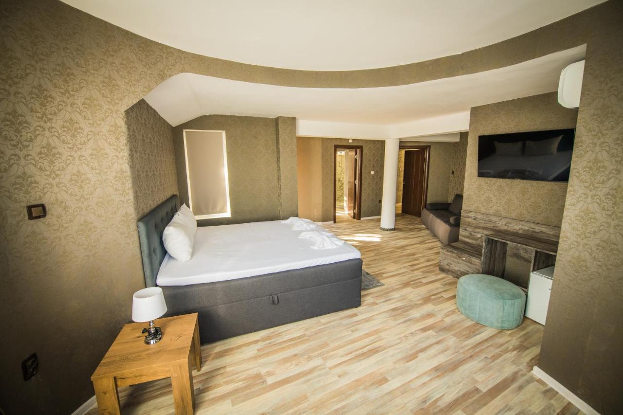 Vida Family Hotel ヴィディン エクステリア 写真
