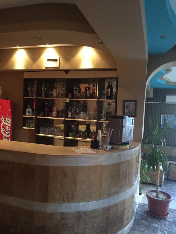 Vida Family Hotel ヴィディン エクステリア 写真