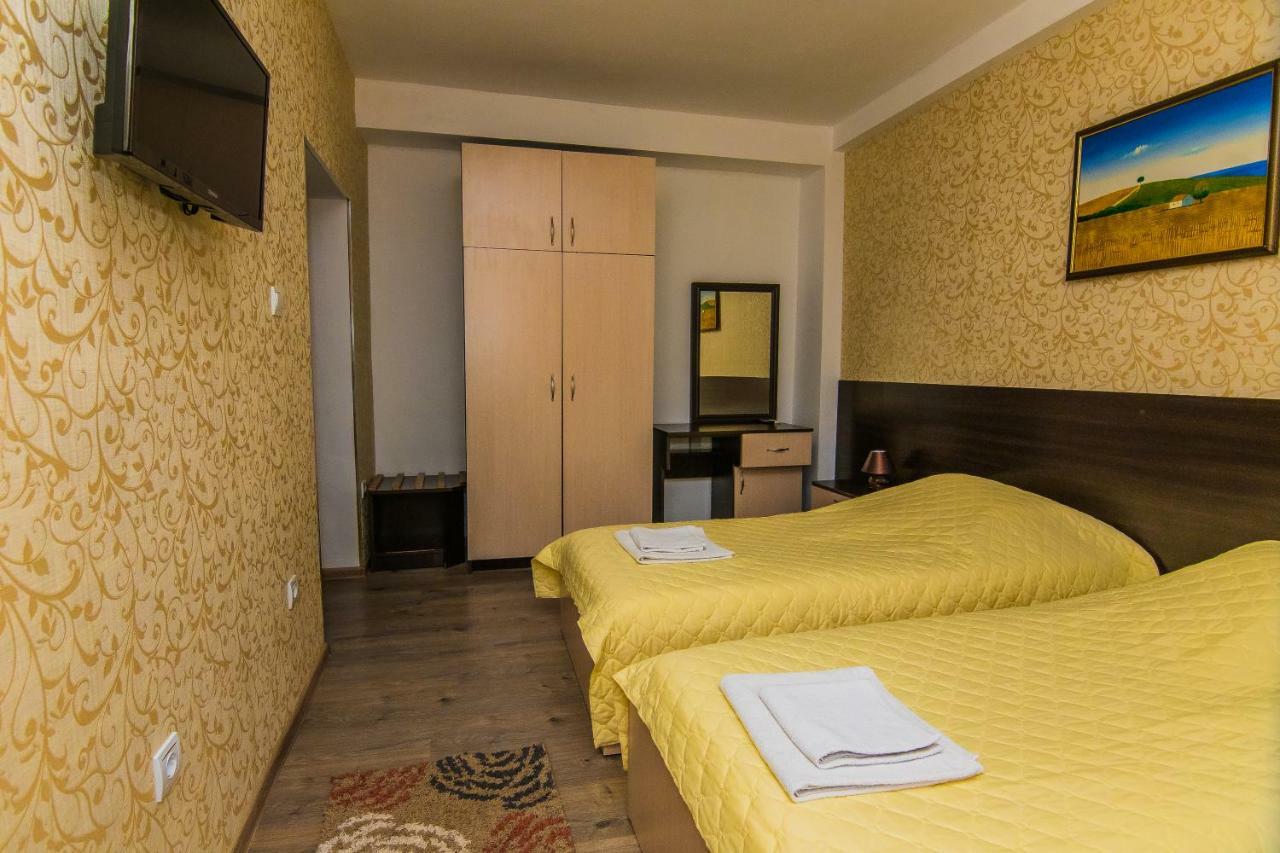 Vida Family Hotel ヴィディン エクステリア 写真